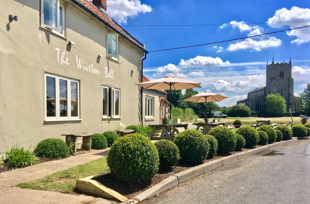 Wiveton Bell Hotel Blakeney  Exterior photo